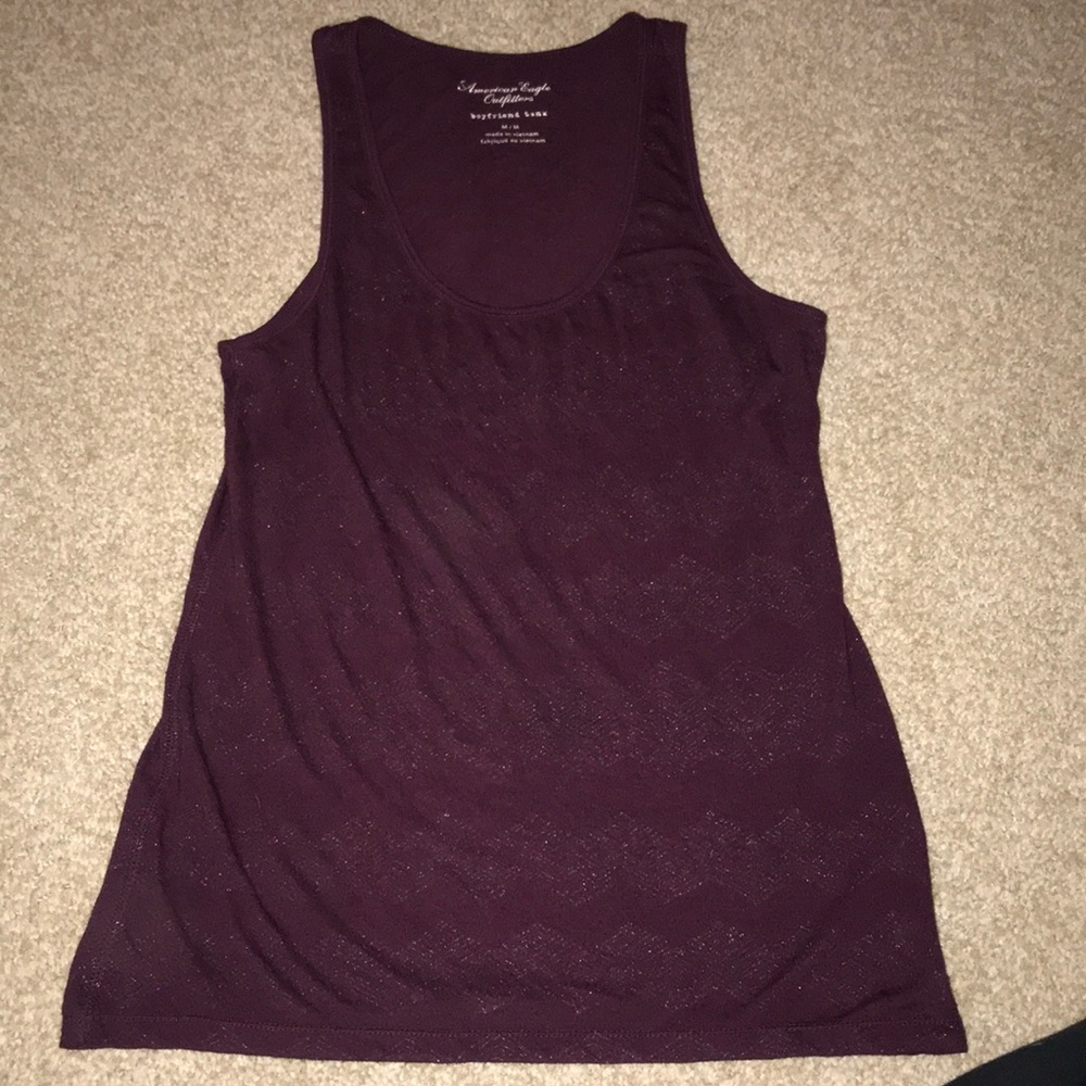 Maroon tank